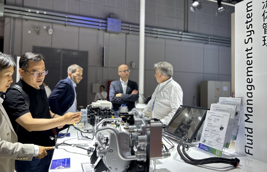 hutchinson autoshow shanghai news