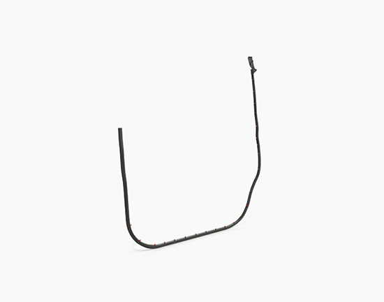 a lower auxiliary seal 550x433